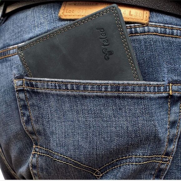 Nwb taled leather wallet - Picture 5 of 6